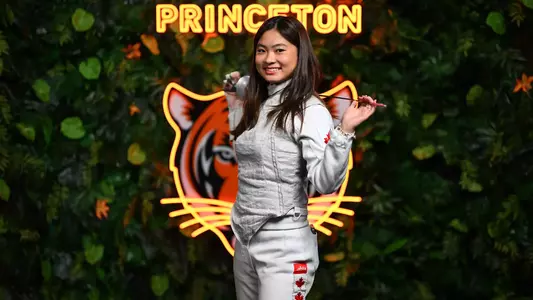 Sabrina Fang posed photo