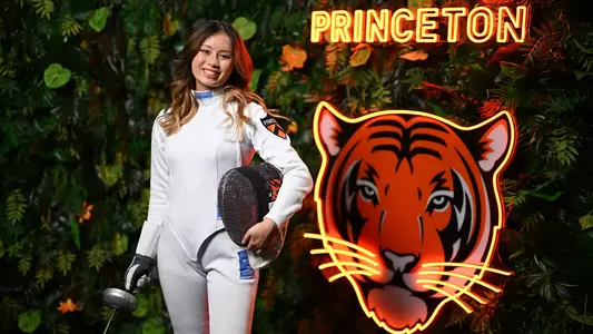 Judy Gao posed photo