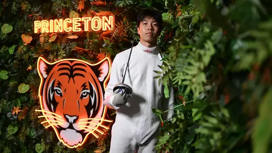 Alexander Liu posed photo