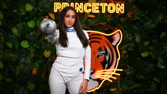 Leehi Machulsky posed photo