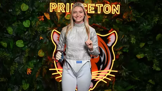 Madeline Sanz posed photo