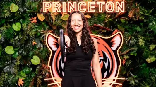 Zeina Zein posed photo