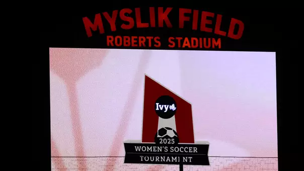 W soccer Ivy tournament