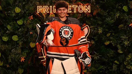 Kitty Williams posed photo