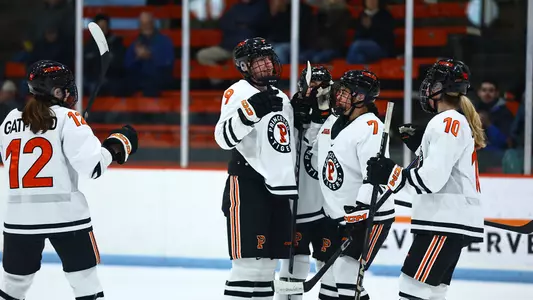 Women's Hockey Issy Wunder Goal Celebration