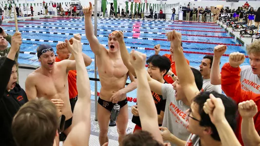 Men's Swimming & Diving