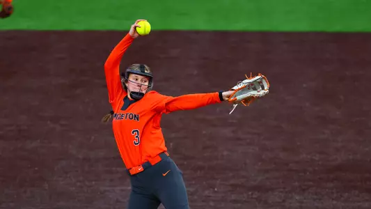 Keala Hollenkamp pitching action
