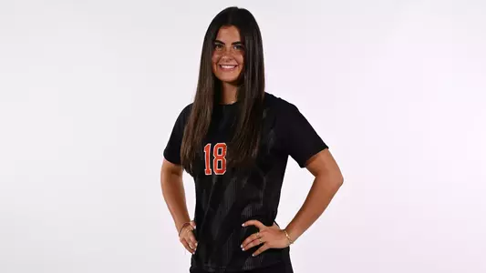 Brooke Dawahare posed photo