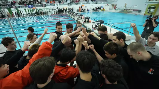 Men's Swimming & Diving