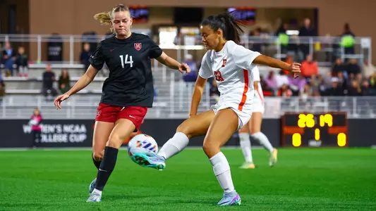 Kayla Wong action photo