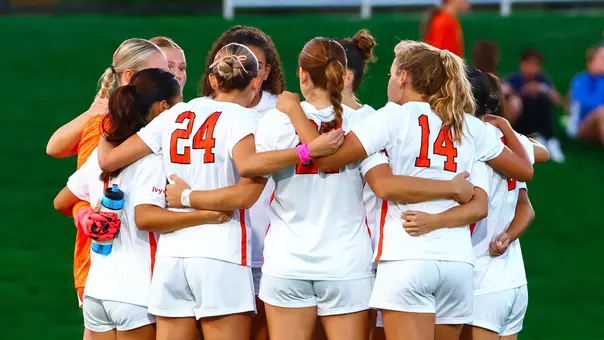 women's soccer huddle photo