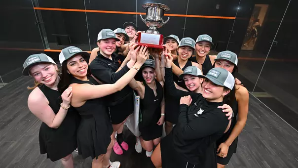 women's squash ivy trophy photo