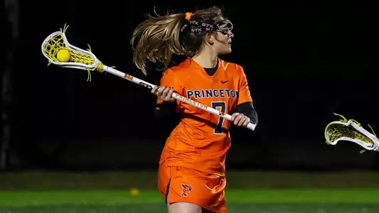 Haven Dora at Hofstra