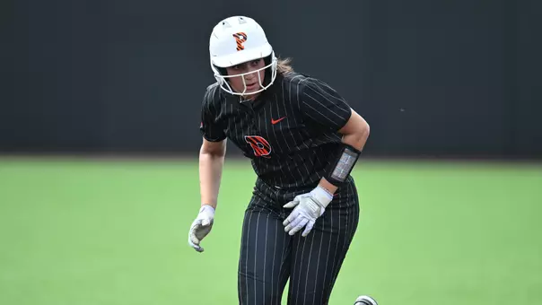 Mia Valenzuela action photo