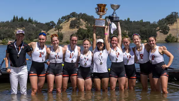 WLW 8+