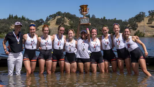 Women's Lightweight 8+