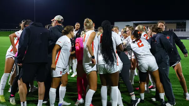 women's soccer huddle photo