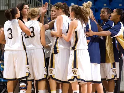 Women's Basketball Returns Home To Face St. Francis (Pa.) Image