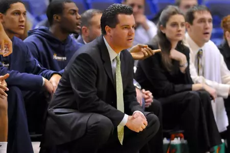 Men's Basketball Signs Ike Azotam, Dominique Langston Image