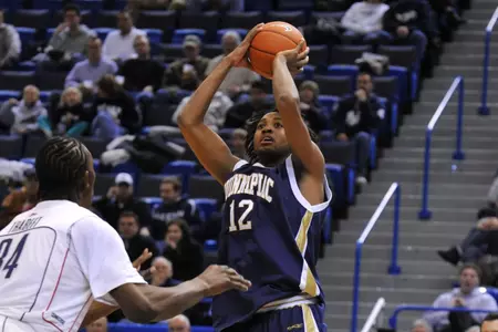 Men's Basketball Outlasts LIU In Overtime, 86-78 Image