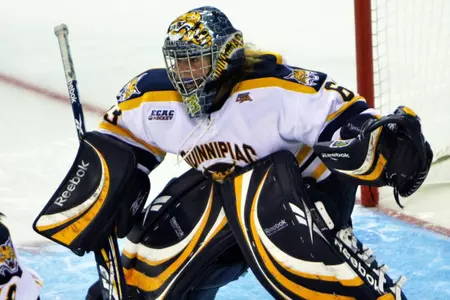 Victoria Vigilanti Named ECAC Goaltender And Rookie Of The Week Image