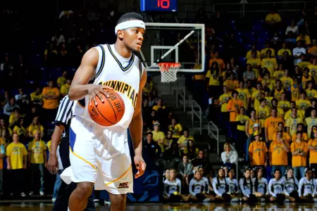 Johnson's 20-Point Effort Leads Men's Basketball To 75-67 Win Against Maine Image