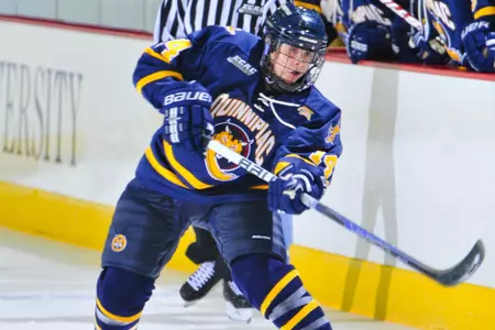 Women's Ice Hockey To Host Brown And Yale This Weekend Image