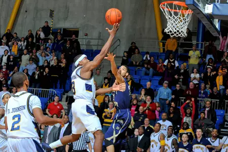 Johnson Flurry Caps Men's Basketball's 77-75 Buzzer-Beating Victory Against Mount St. Mary's Image
