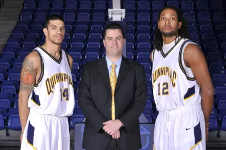 Men's Basketball Takes Top NEC Yearly Awards Image