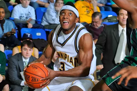 Men's Basketball Falls At Brown, 87-78 Image