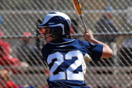 Softball Splits Doubleheader With Wagner Image