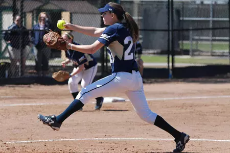 Softball Sweeps Central Connecticut State, 5-0 and 8-3 Image