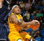 Bobcats Stay Hot; Men's Basketball Powers Past Intrastate Rival Central Connecticut, 72-44 Image