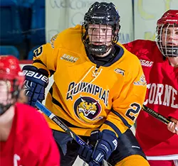 No. 9/10 Women's Ice Hockey Hangs On For 1-1 Tie Against No. 3 Cornell Image