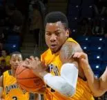 Azotam Records 1,000th Career Point; Men's Basketball Wins Fourth Straight Over Saint Francis, 71-55 Image