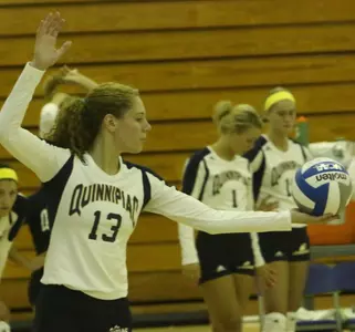 QU Women's Volleyball Falls Twice in Doubleheader at Greyhound Invitational Tournament Image