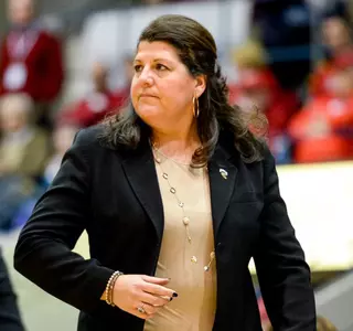 QU Women's Basketball Head Coach Tricia Fabbri Signs Three to National Letters of Intent Image