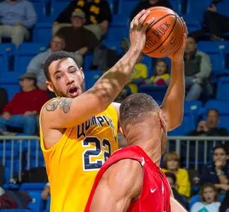 QU Men's Basketball Winning Streak Halted at Canisius, 63-57 Image