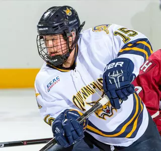 No. 5/5 QU Women's Ice Hockey Falls to St. Lawrence, 3-0 Image