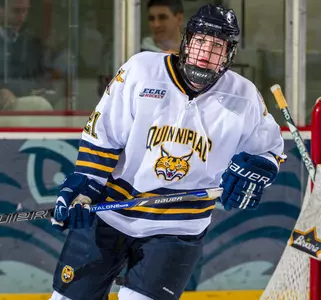 Cydney Roesler Nets Game-Winning Power Play Goal for No. 5/5 QU Women's Ice Hockey in 1-0 Win over No. 8/9 Clarkson Image