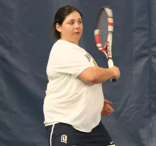 Sydney Young Picks Up Singles Win, QU Women's Tennis Falls to Iowa State, 6-1 Image
