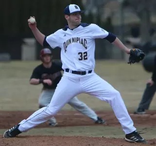 QU Baseball Splits Doubleheader with Saint Peter's, Pick up First MAAC Win of the Season Image