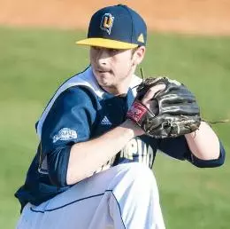 QU Baseball Falls To Bradley, Belmont; Batten Collects Six Hits In Doubleheader Image