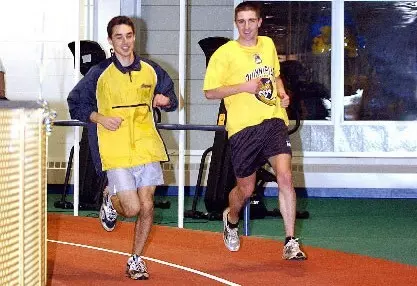 runners on the indoor Track