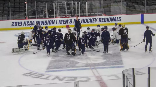 Rand Pecknold Coaching at 2019 MIdwest Regional