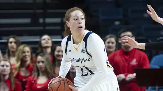 Jen Fay Looks for Pass vs. Fairfield at MAAC Quarterfinals