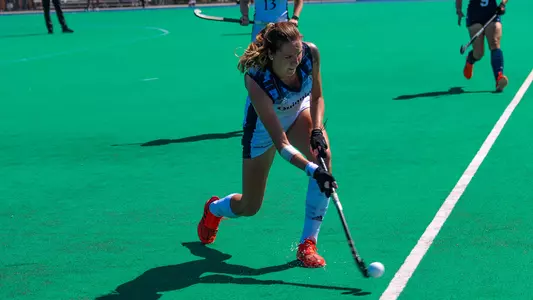 Bianka Strubbe Passes Ball at UC Davis