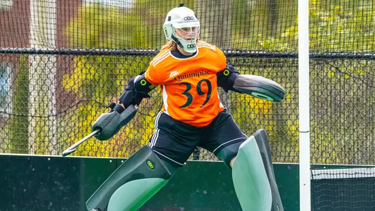 Hedda Biermann-Ratjen Slides Into Position vs. Sacred Heart