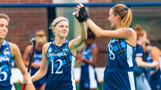 Eva Veldhorst and Bianka Strubbe High Five vs. Sacred Heart