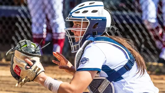 Hannah Davis waits for a pitch